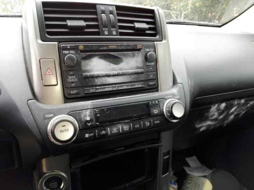 TOYOTA LAND CRUISER (J15) — vehículo donante para recambios 