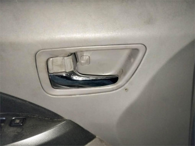 MANETA INTERIOR DELANTERA IZQUIERDA