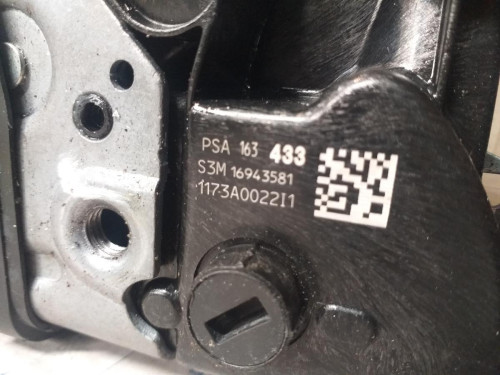  CERRADURA PUERTA DELANTERA DERECHA 