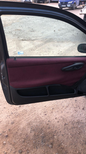 FIAT II PUNTO (188) BERLINA — автомобиль-донор на запчасти 