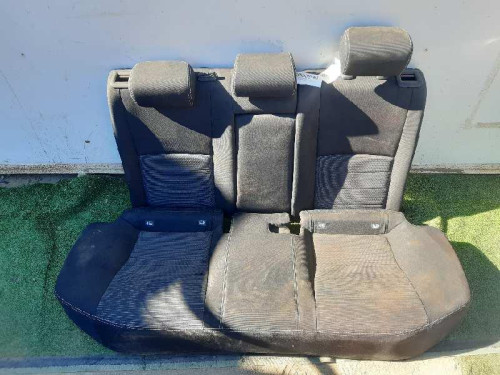 ASIENTOS TRASEROS TOYOTA AVENSIS (T27) 