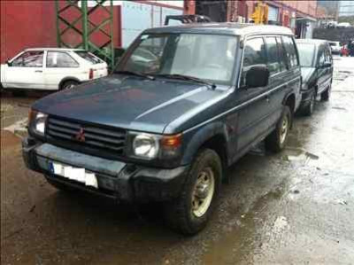 MITSUBISHI MONTERO (V20/V40)