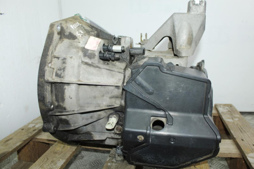  CAJA CAMBIOS FORD FOCUS BERLINA (CAK) 
