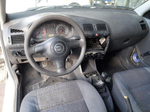 SEAT IBIZA (6K1) — автомобиль-донор на запчасти 
