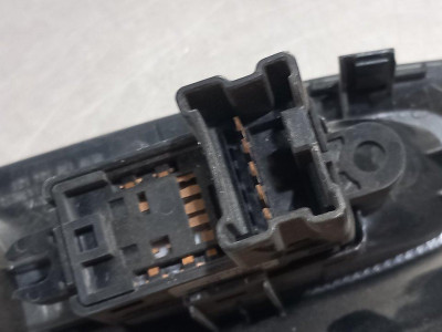 MANDO ELEVALUNAS TRASERO DERECHO, NISSAN, JUKE (F15E)