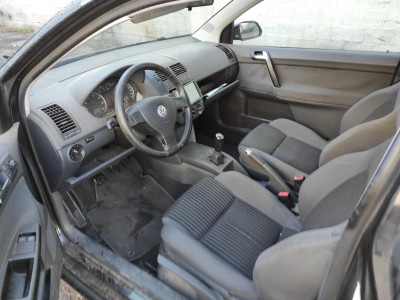 VOLKSWAGEN POLO IV (9N3)