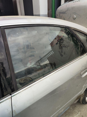 LUNA TRASERA IZQUIERDA