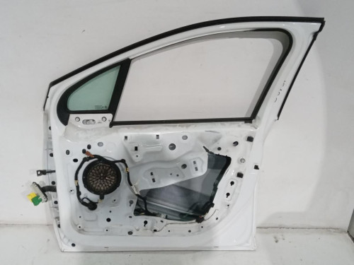 PUERTA DELANTERA DERECHA PEUGEOT 2008 