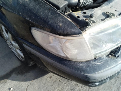 PILOTO DELANTERO DERECHO, SAAB, 900 BERLINA