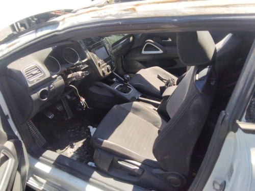  VOLKSWAGEN SCIROCCO (138) 