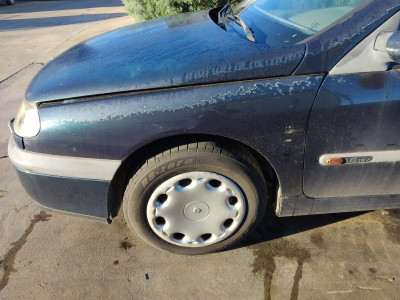 ALETA DELANTERA IZQUIERDA Renault Laguna (B56)(1998->)