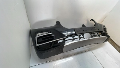 PARAGOLPES DELANTERO