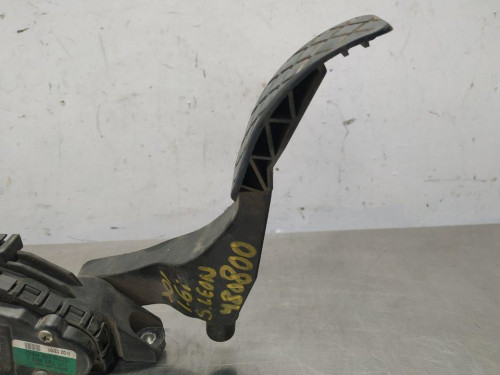  PEDAL ACELERADOR 