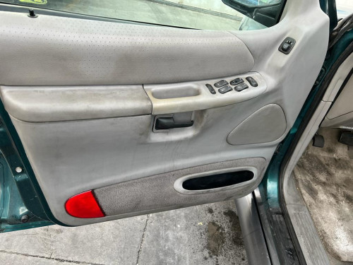 FORD EXPLORER de segunda mano