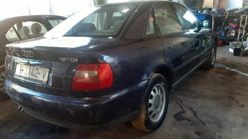  AUDI A4 BERLINA (B5) 