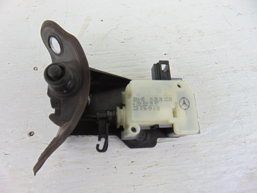  TAPA EXTERIOR COMBUSTIBLE, MERCEDES-BENZ, CLS (BM 219) 