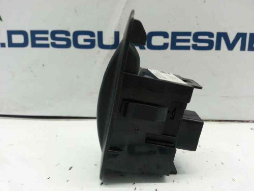  MANDO ELEVALUNAS TRASERO IZQUIERDO, TOYOTA, COROLLA VERSO (R1) 