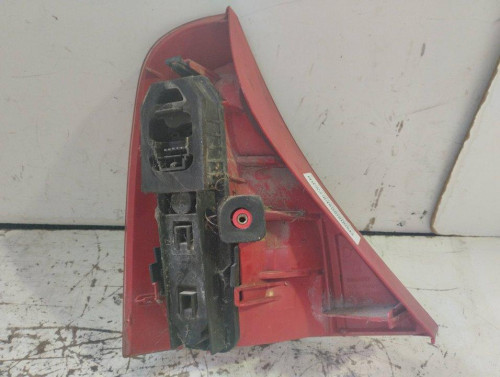 PILOTO TRASERO DERECHO RENAULT CLIO II FASE I (B/CB0) 