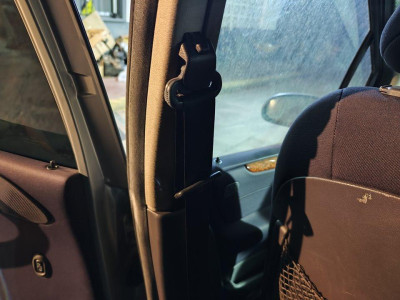 CINTURON SEGURIDAD DELANTERO IZQUIERDO