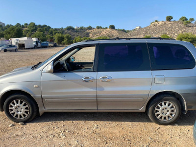 KIA CARNIVAL II (FL)