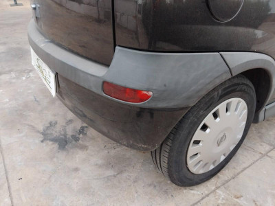 PARAGOLPES TRASERO Opel Corsa C (2003->)