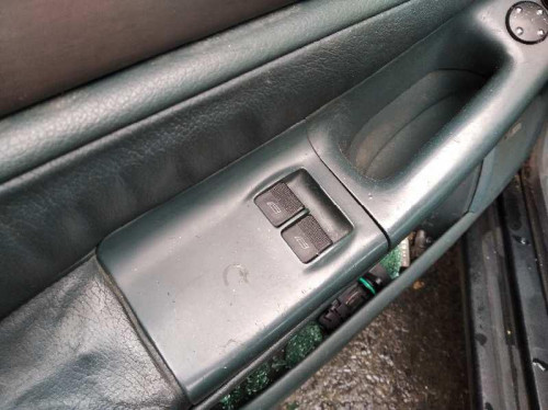  AUDI A4 AVANT (B5) 