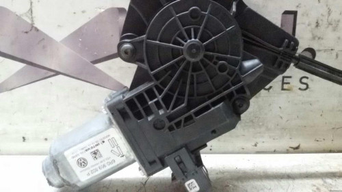 ELEVALUNAS DELANTERO DERECHO VOLKSWAGEN AMAROK (2HA/2HB/S1B)(2010) 