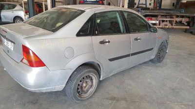 FORD FOCUS BERLINA (CAK)