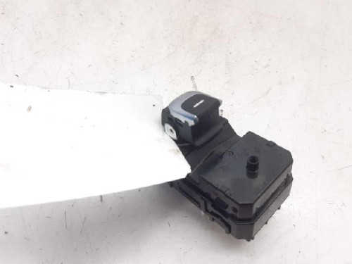 MANDO ELEVALUNAS TRASERO IZQUIERDO Kia SPORTAGE (QL) 