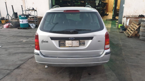  FORD FOCUS BERLINA (CAK) 
