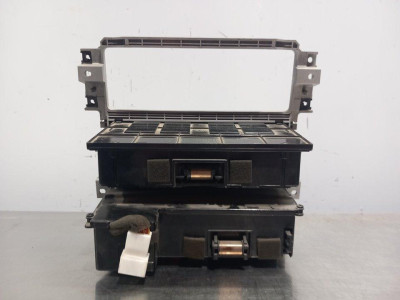 CENICERO, KIA, SORENTO (BL)