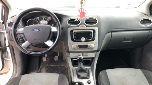 FORD FOCUS BERLINA (CAP) — автомобиль-донор на запчасти 