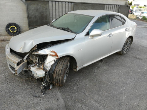 LEXUS IS (DS2/IS2) — vehículo donante para recambios 