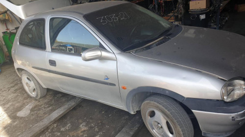  OPEL CORSA B 