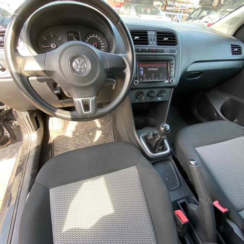 VOLKSWAGEN POLO V (6R1) used