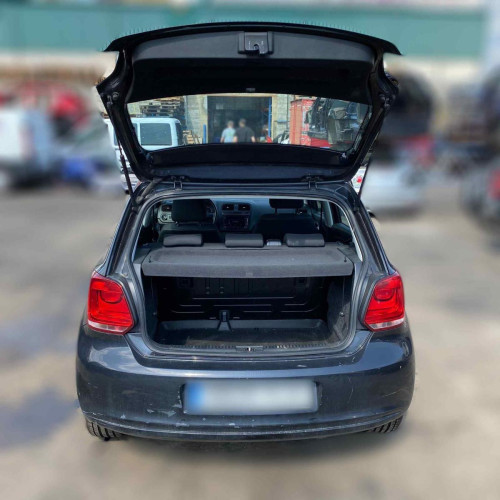 VOLKSWAGEN POLO V (6R1) used