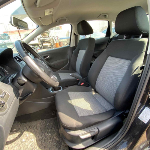 VOLKSWAGEN POLO V (6R1) used