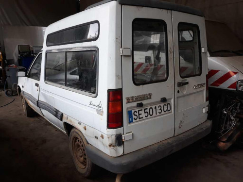 RENAULT RAPID /EXPRESS (F40) — vehículo donante para recambios 