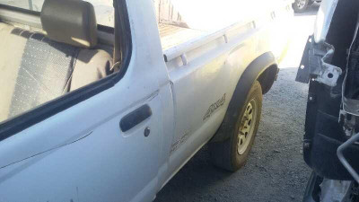 NISSAN PICKUP (D22)