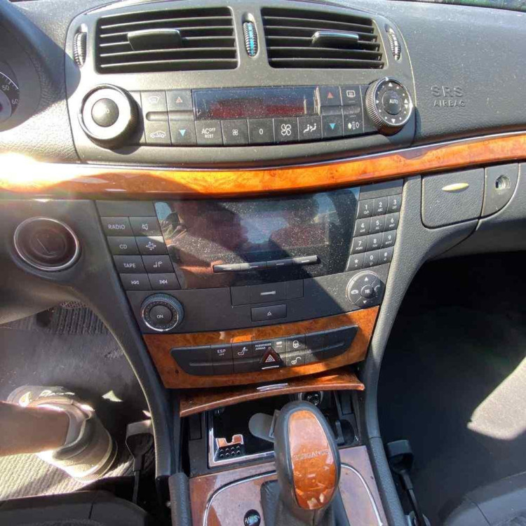 MERCEDES-BENZ CLASE E (BM 211) BERLINA