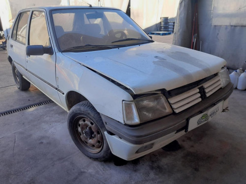 PEUGEOT 205 BERLINA — автомобиль-донор на запчасти 