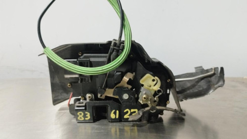  CERRADURA PUERTA DELANTERA DERECHA 