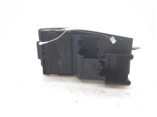  MANDO ELEVALUNAS DELANTERO DERECHO Opel INSIGNIA BERLINA 
