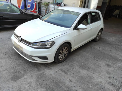 VOLKSWAGEN GOLF VII BERLINA (BQ1/BE2)