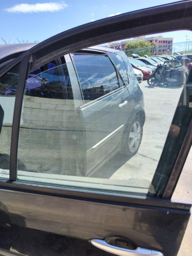 LUNA DELANTERA IZQUIERDA Renault SCENIC II (JM) 