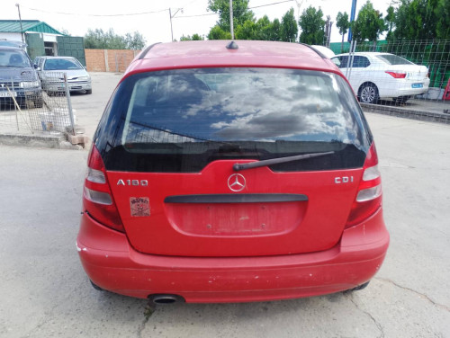  MERCEDES-BENZ CLASE A (BM 169) 