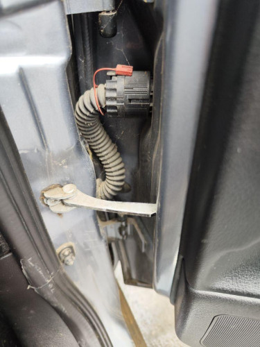 RETENEDOR PUERTA Opel ZAFIRA A 