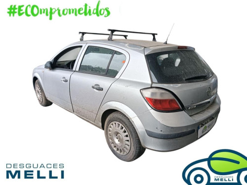 OPEL ASTRA H BERLINA — vehículo donante para recambios 