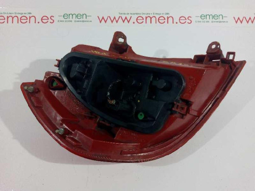  PILOTO TRASERO DERECHO RENAULT CLIO III 