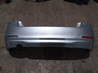 PARAGOLPES TRASERO